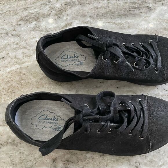 CLARKS Cloud Stepper Sneakers Size 6 - Picture 4 of 10